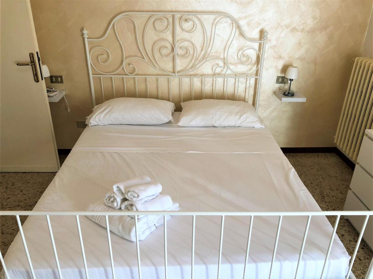 Isa Sirmione Apartments Exterior photo